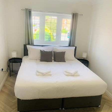 Newly Renovated, Modern 3 Bed Apartment Walmersley Extérieur photo